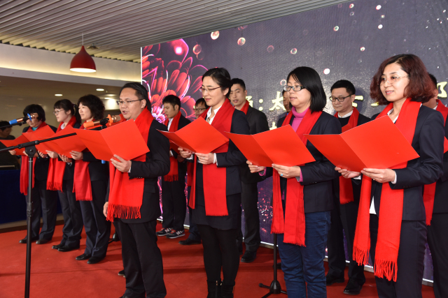 9-十一能投詩(shī)朗誦《太陽(yáng)，每天都是新的》.jpg